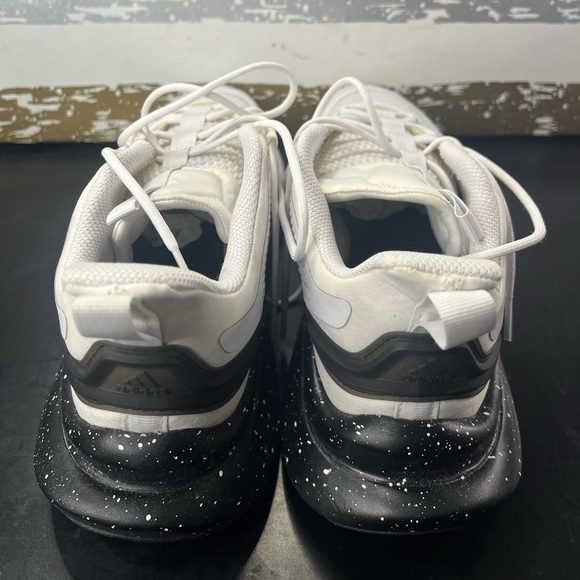 Adidas Alphabounce main image 6